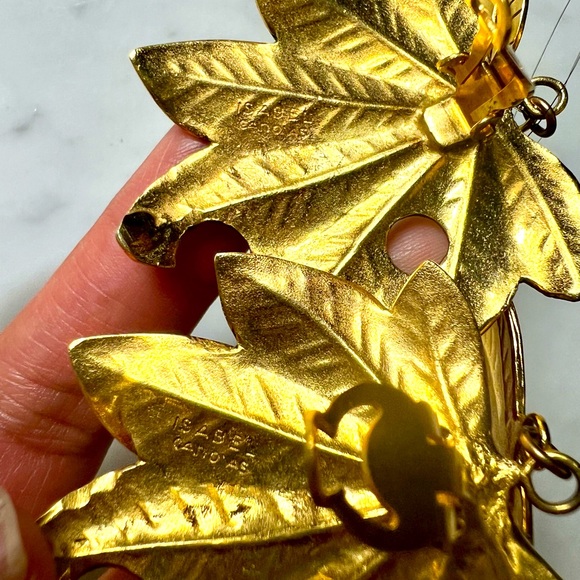 Massive Vintage Isabel Canovas Leaves and Snails Earrings - Picture 6 of 6